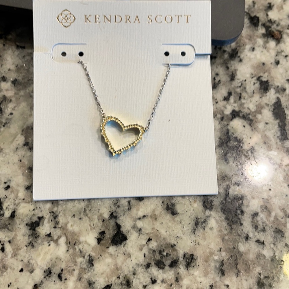 Kendra Scott Sophee Heart necklace Silver